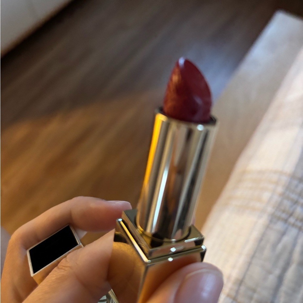 Estée Lauder Red Velvet